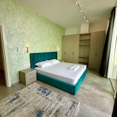 Villa Queen's Luxury 111/a *