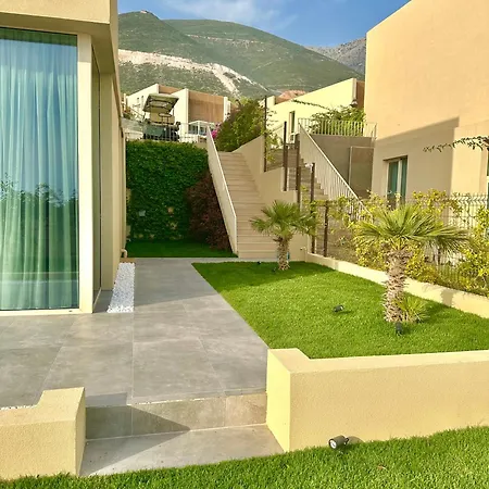 Villa Queen's Luxury 111/a