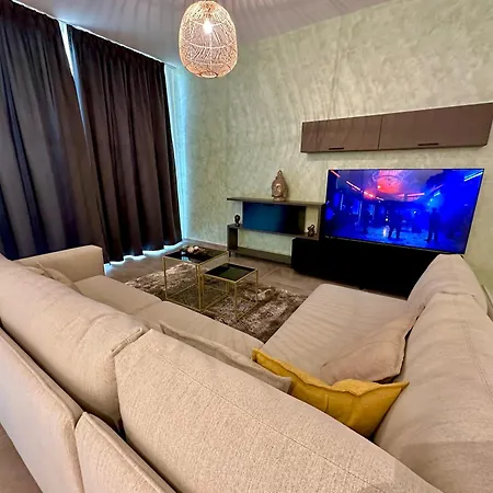 빌라 Queen's Luxury 111/a